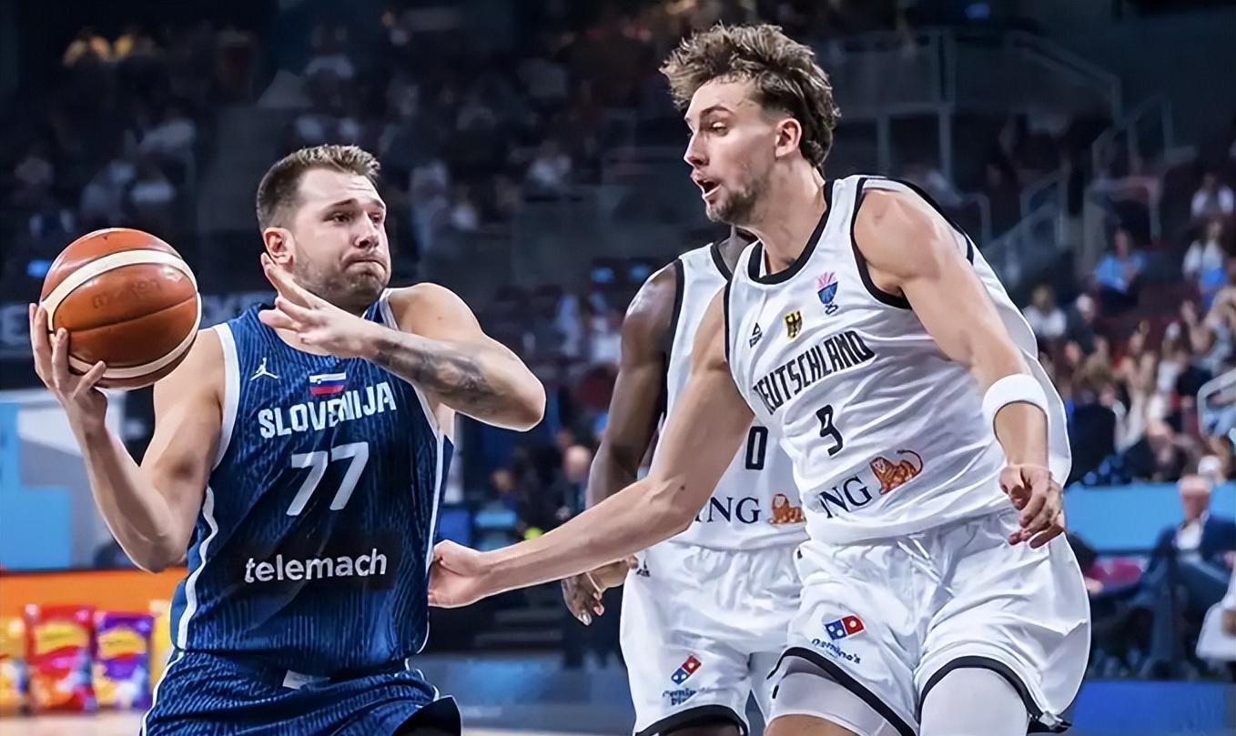 关键时刻阿斯顿维拉强势反弹：欧篮联节点到来，赛场秩序良好，赛程密集仍需轮换的简单介绍-开云体育