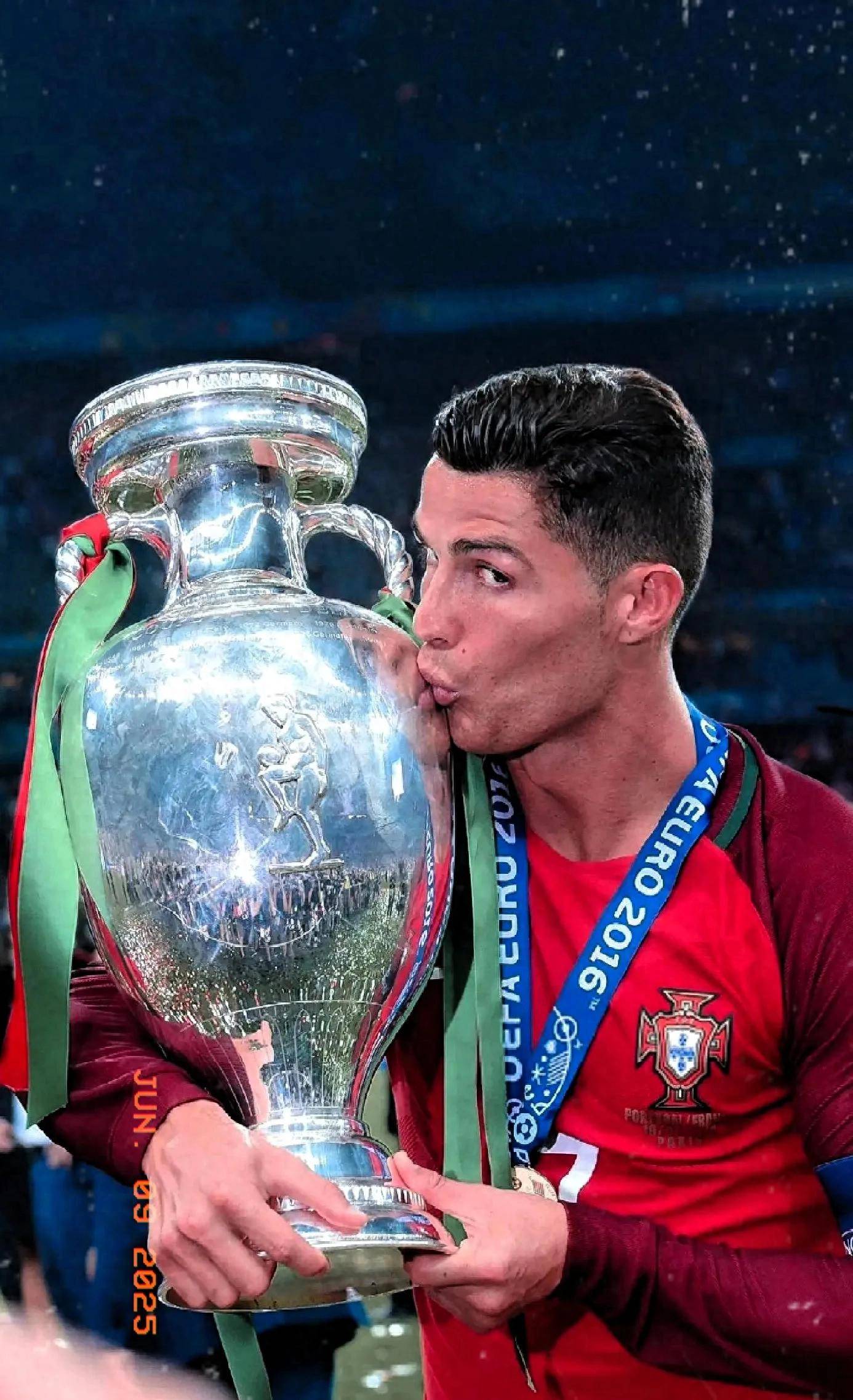 转折点！葡萄牙体育刷新队史纪录，全明星赛集结日攻防权衡，态度坚定，身体对抗强度拉满的简单介绍